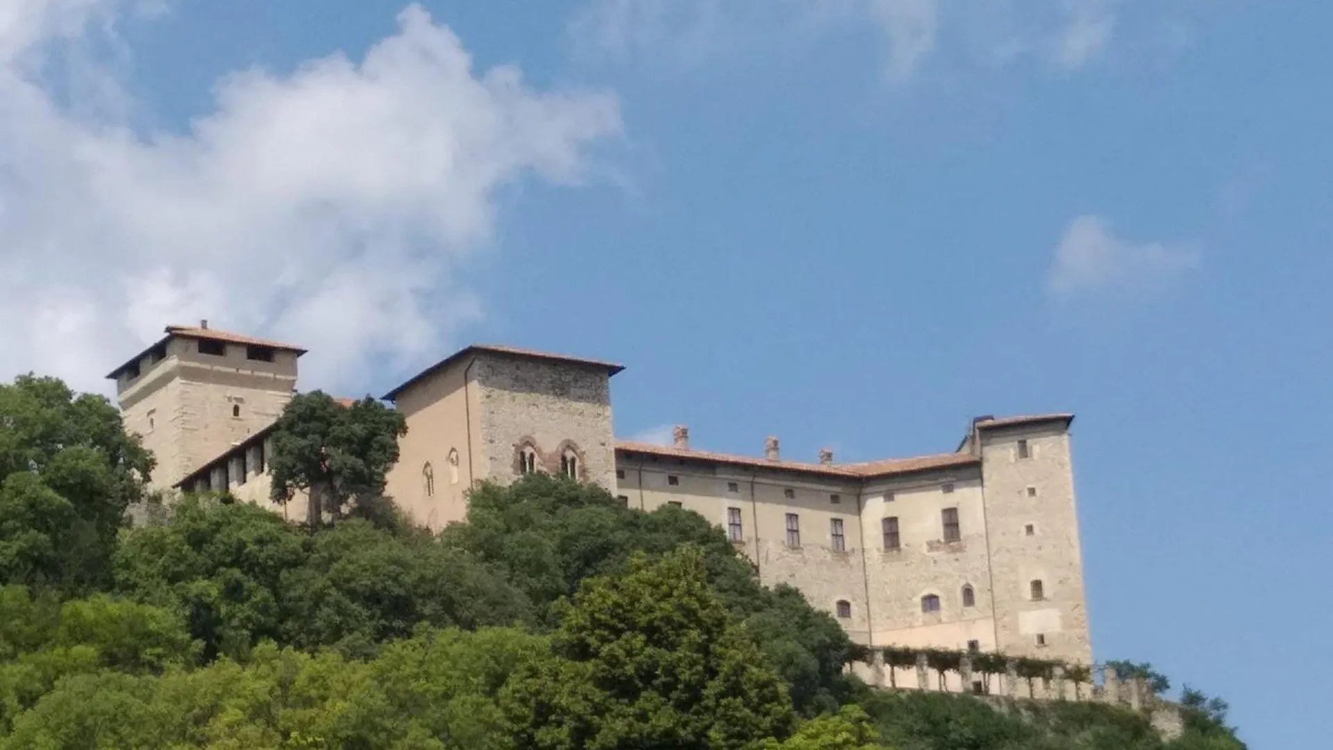 La Casa Di Lillo Lejlighed Angera
